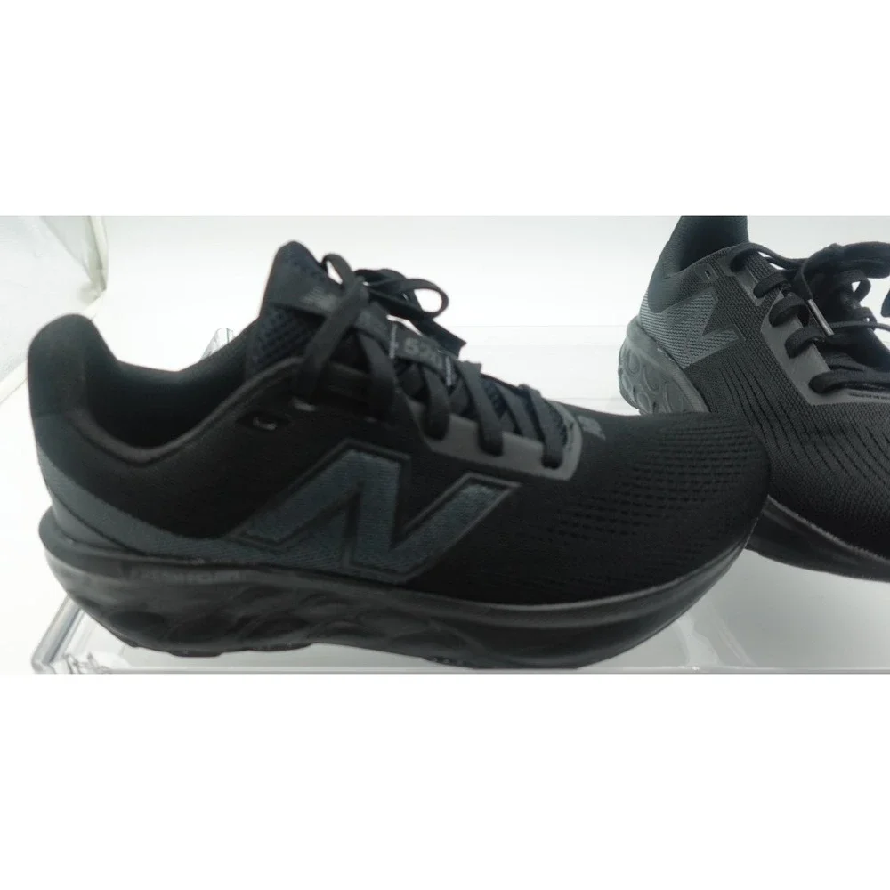 Men's New Balance Fresh Foam 520  Black/Black 8.5 USM - 10USW